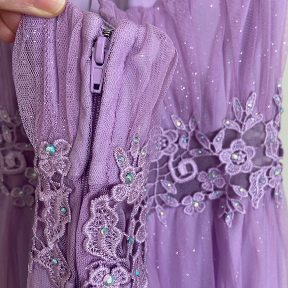 City Triangles Elegant Lavender Evening Gown Prom Dress Tulle Embroidered Floral - Picture 11 of 16